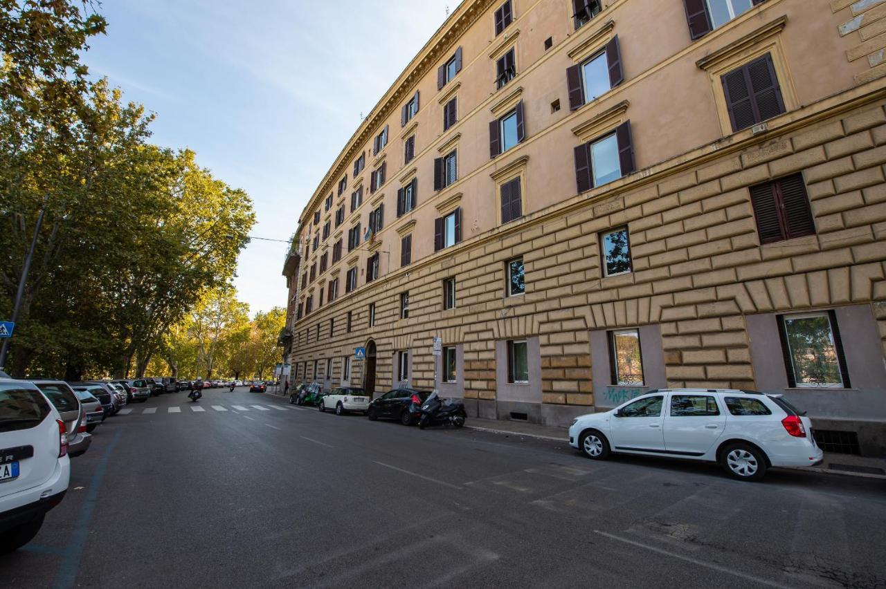 Lungotevere Ripa 로마 외부 사진